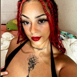 Donna The Sl-t photo