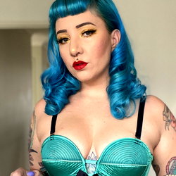 Diamant - kinky Aussie babe photo