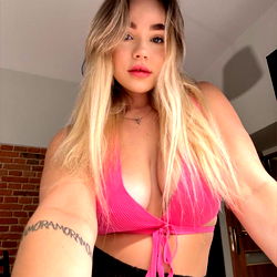 April 💗🤭 photo