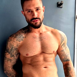 Julian Chase photo