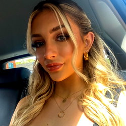Ruby's OnlyFans - A Perfect Blend of Beauty and Passion