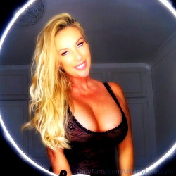 Tiffany Tate Taylor photo