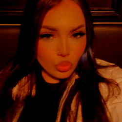 Paige's Exclusive OnlyFans Top Model Profile