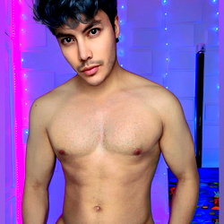 CALL ME BOMBONCITO 🍭ONLINE photo