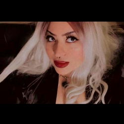 𝓚𝓲𝓽𝓪𝓷𝓪  🖤 photo