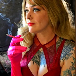 Smoking Lace photo
