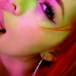 💃 Paloma Lopez photo