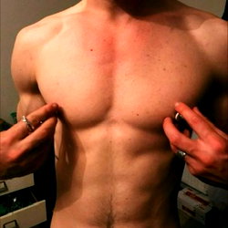 Onehunglad photo