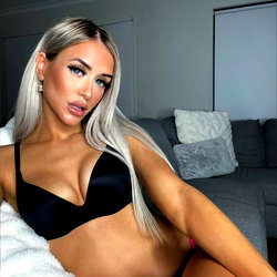 Natasha Dodds photo