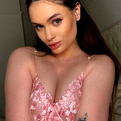 Abbie 🦥 photo