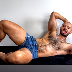 Adam Saner photo