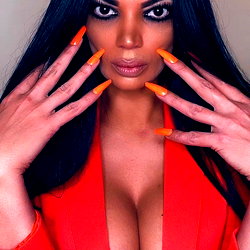 Black Queen photo