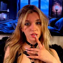 𝑀𝒾𝓈𝓈. 𝒮𝒶𝓈𝒽𝒶 🥷🏻🖤 photo