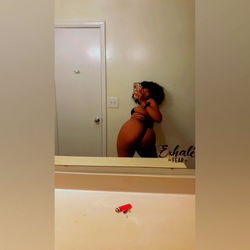 P I N K P U $ $ Y photo