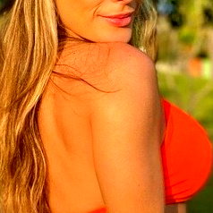 Onlyfans account with balance photo