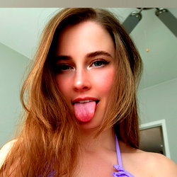 Gemma Elle photo