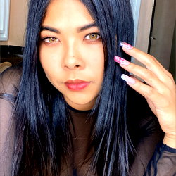 Camila Lopez photo