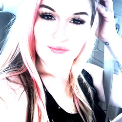💋 𝓒𝓪𝓹𝓻𝓲𝓬𝓮 𝓡𝓮𝓷𝓪𝓮 💋 photo