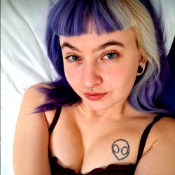 Zoe Mystique 🔮✨ photo