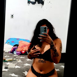 Alondra Skinny 💋 photo