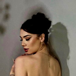 IZZLARISSA FREE PAGE photo