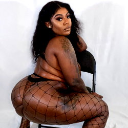 Milan Bankss FREE 🤫💦 photo