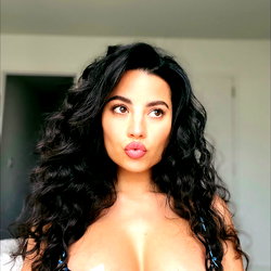 Mónica Alvarez photo