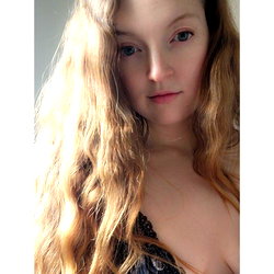 Kat 💦❤ photo