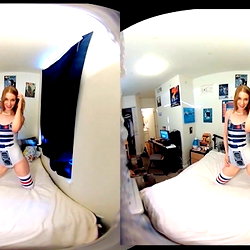 Ela Darling photo