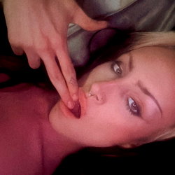V💋 photo