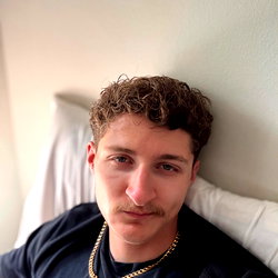AaronLennoxXx photo