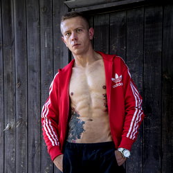 Oscar Wood photo