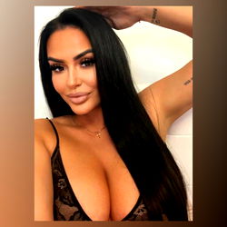 Babci Only Modell photo