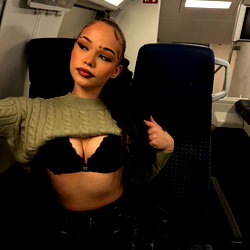 LocaSairha {VIP}🥵 photo