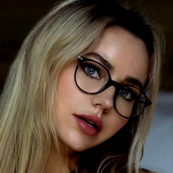 Neringa Križiūtė photo