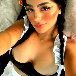 Charlotte photo