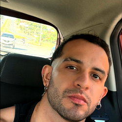 Gustavo Logan photo