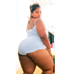 Chubby Queen photo