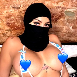 𝐋𝐀𝐓𝐈𝐍𝐀 𝐅𝐀𝐓 𝐀𝐒𝐒 🍑 photo