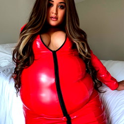 Nadya photo