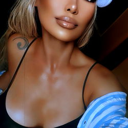 Barbara Belize photo