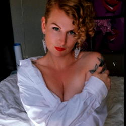 Tori Swift VIP photo