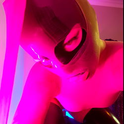 Mistress Aurora photo