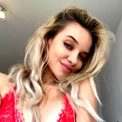 Alt Barbie💕🕷️ photo