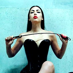 Mistress Iris photo