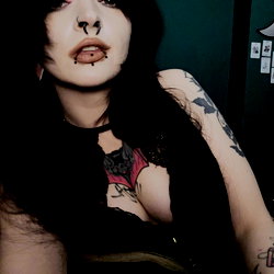 °•🖤•° Synful °•💚•° photo