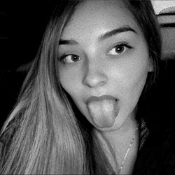 Gabbi 🦋 photo