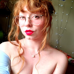MandyFrizzle photo
