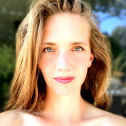 Harper the Fox photo