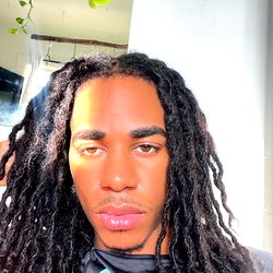 RealShawnB - Fashion Model with Overwhelming Charm from Philadelphia